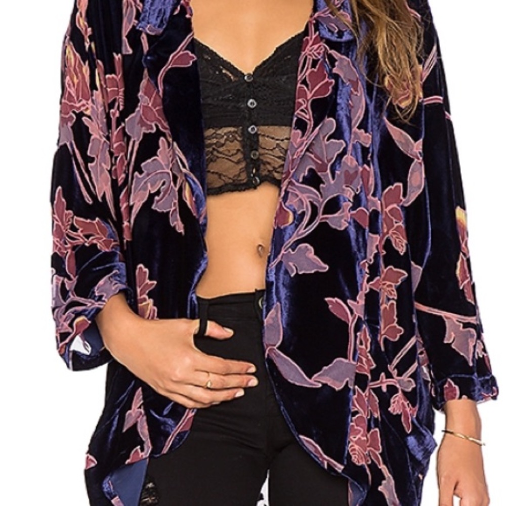 Flynn Skye Velvet Floral Blazer